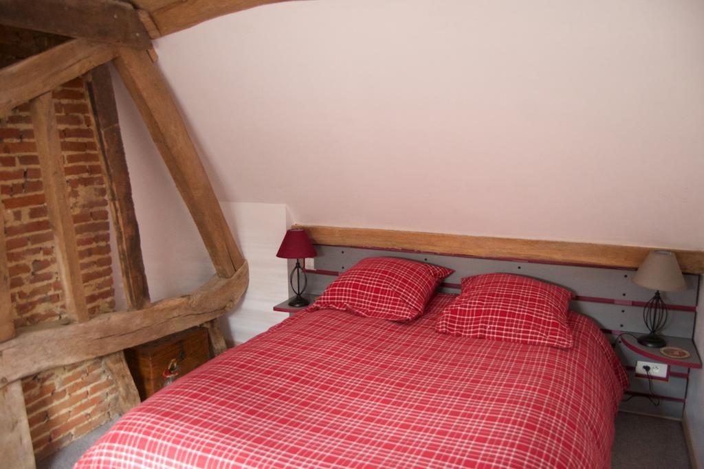Au Fond Du Jardin Maison D'Hotes Saint-Saens Room photo