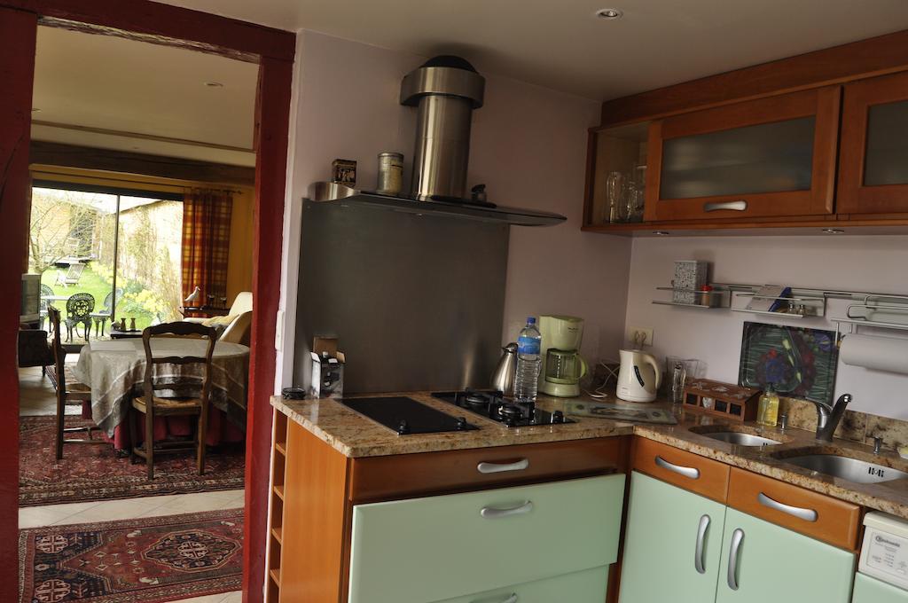 Au Fond Du Jardin Maison D'Hotes Saint-Saens Room photo