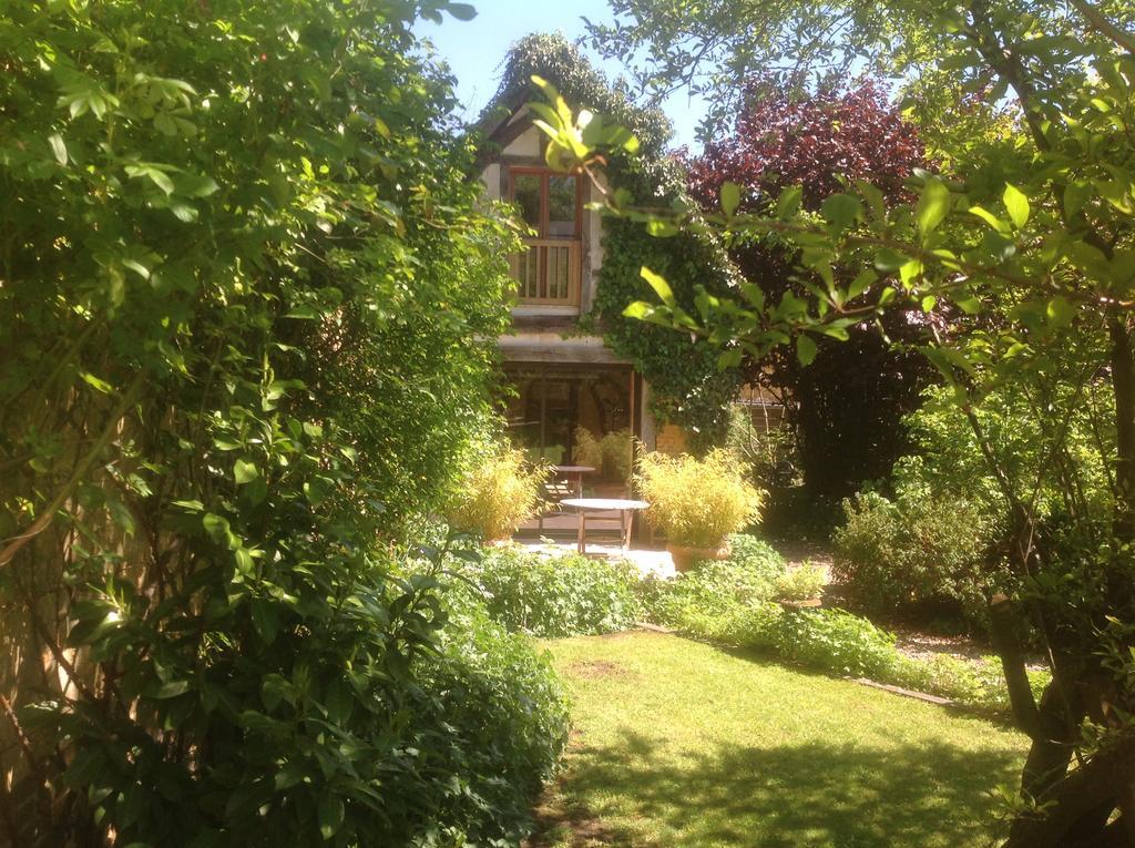 Au Fond Du Jardin Maison D'Hotes Saint-Saens Exterior photo